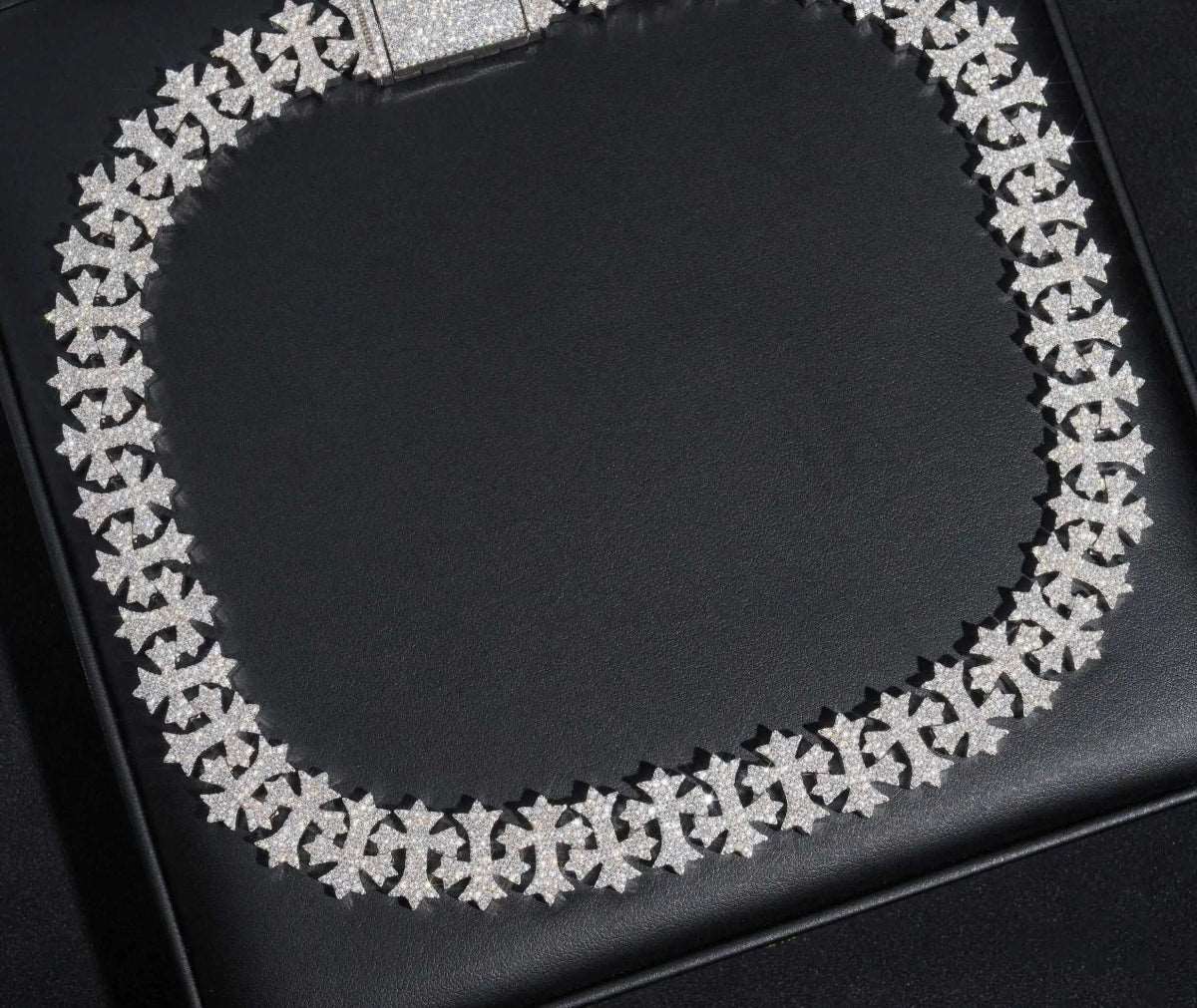 18mm Cross Flory Moissanite Chain and Bracelet - Uniquely You Online - Chain and Bracelet