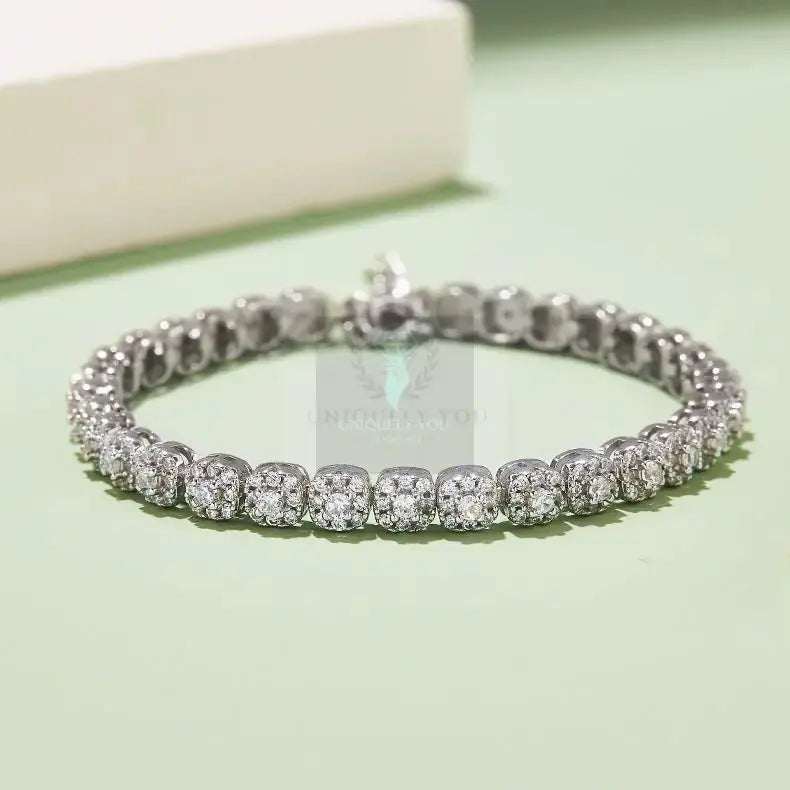 2mm Moissanite Round Center Tennis Bracelet - Uniquely You Online