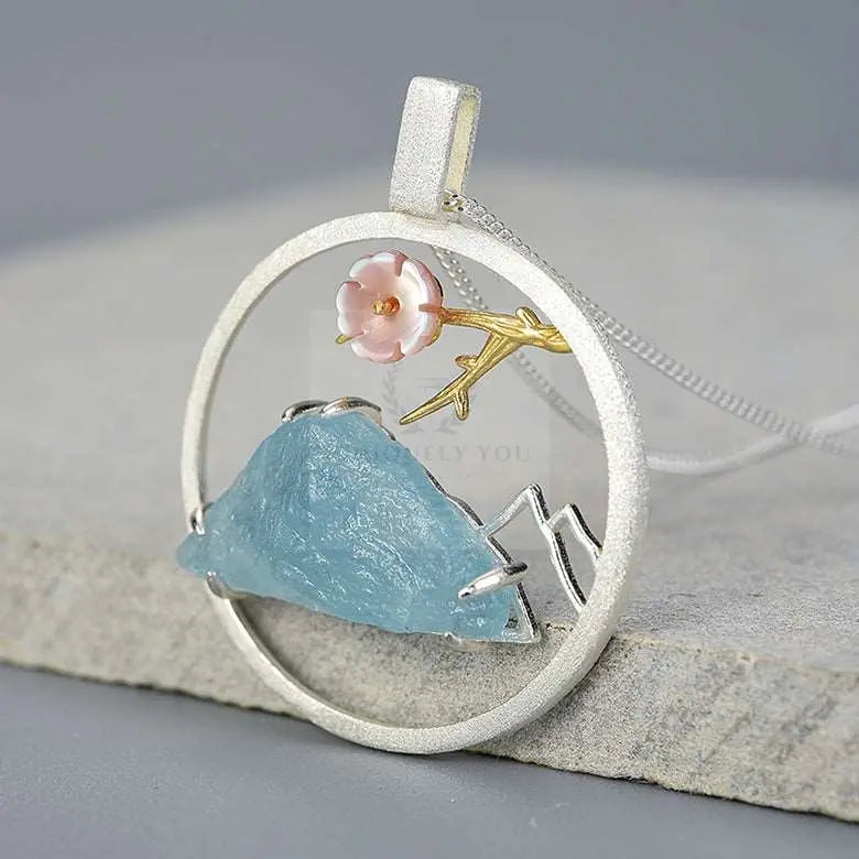 Aquamarine Gemstone Circle Pendant - Uniquely You Online