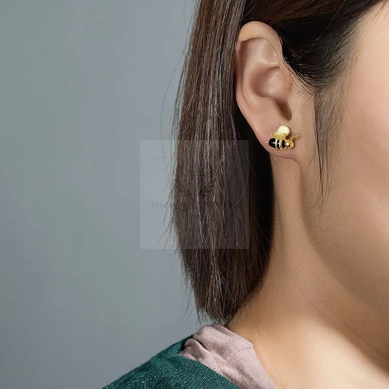 Bee and Honey Drip Earrings - Uniquely You Online