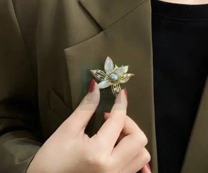 Flower Pearl Brooch - Uniquely You Online