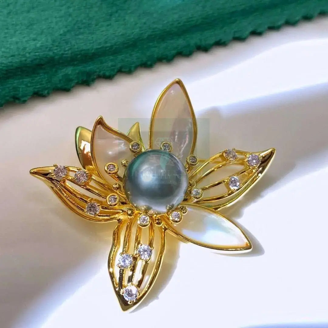 Flower Pearl Brooch - Uniquely You Online