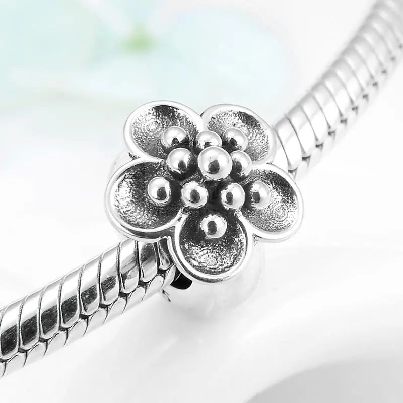 Flowers and Daisies Charms - Uniquely You Online