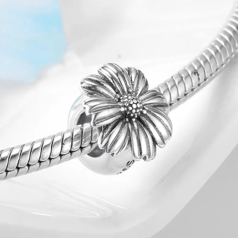 Flowers and Daisies Charms - Uniquely You Online