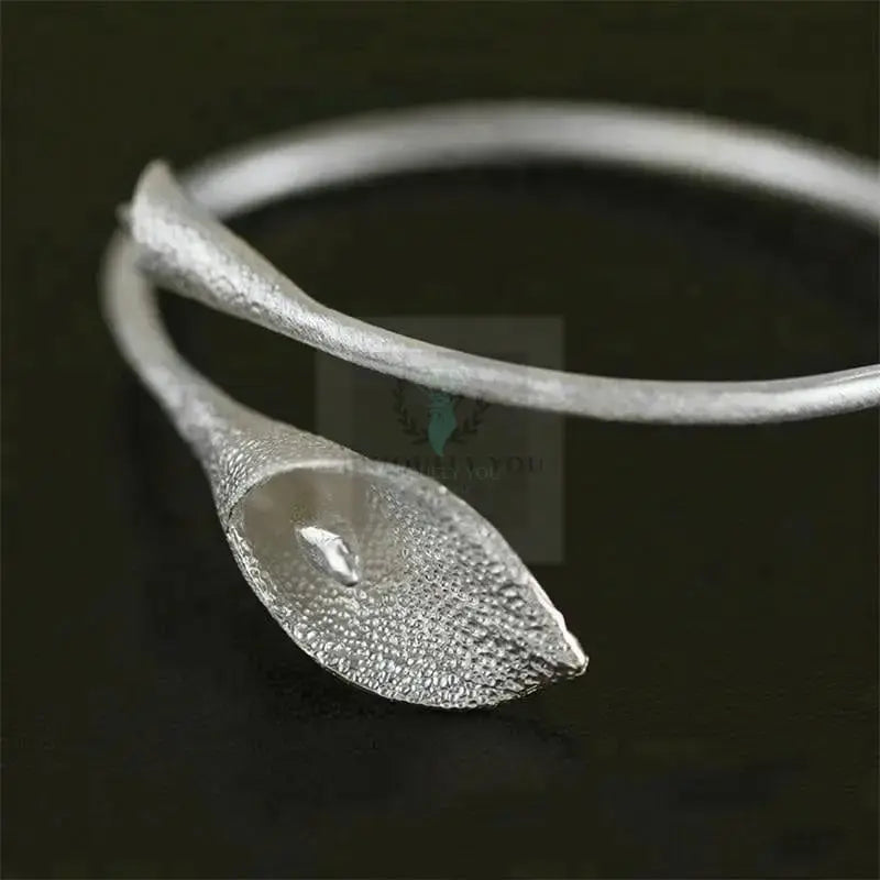 Handmade Flower Design Bangle - Uniquely You Online