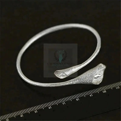 Handmade Flower Design Bangle - Uniquely You Online