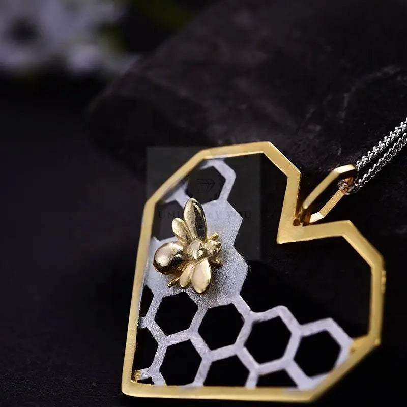 Honey Bee Guard Love Pendant - Uniquely You Online