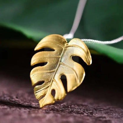 Monstera Leaf Pendant - Uniquely You Online