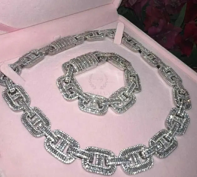 Round Unique Cuban Link Chain - Uniquely You Online