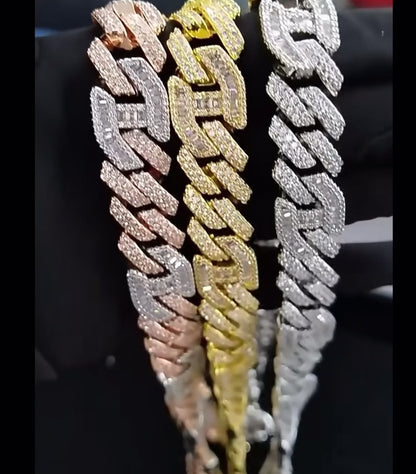 15mm Moissanite Double Row Pig Nose Cuban Link Chain