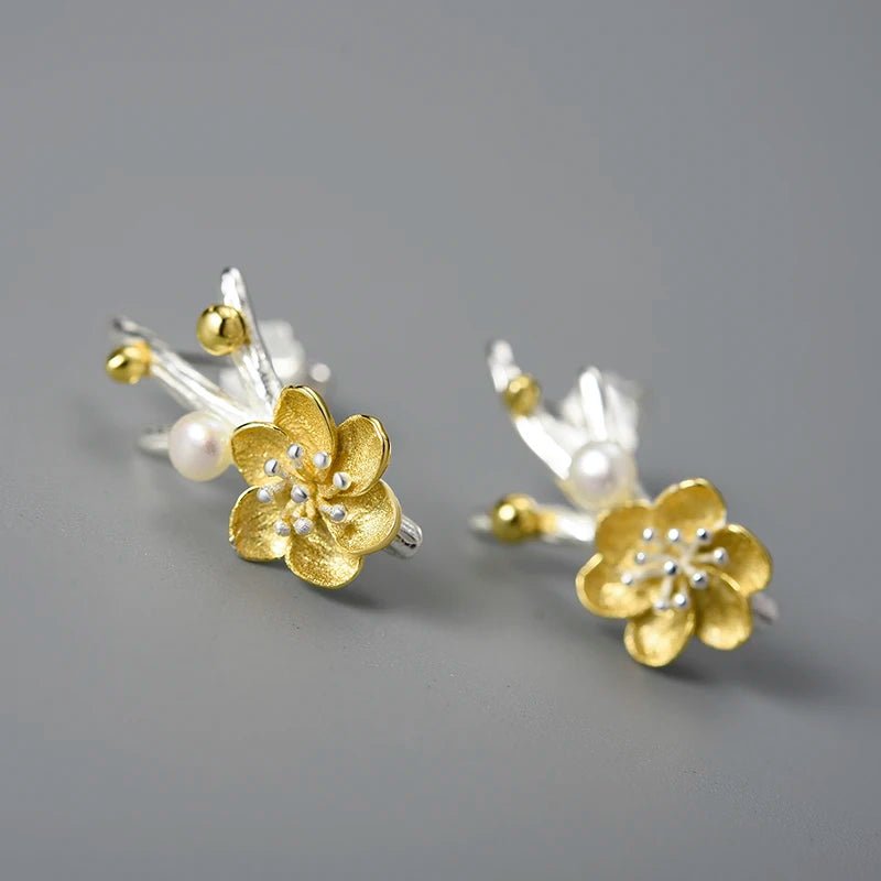 Winter Blossom Stud Earring - Uniquely You Online - Earrings