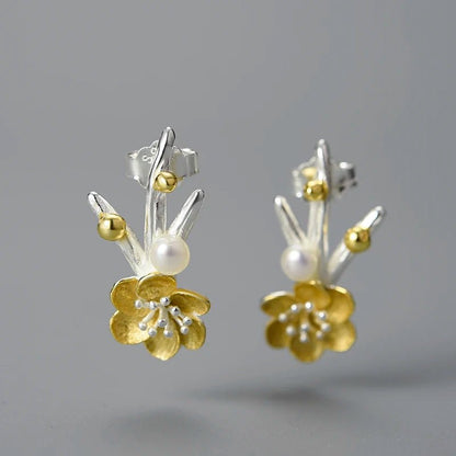 Winter Blossom Stud Earring - Uniquely You Online - Earrings