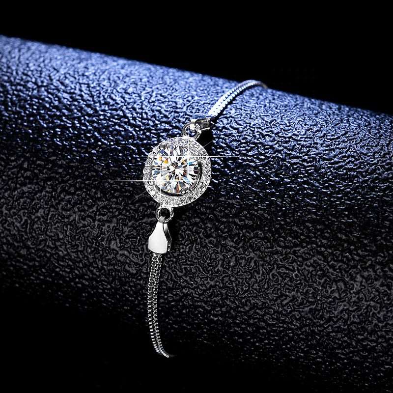 1ct Single Pendant Moissanite Bracelet - Uniquely You Online - Bracelet