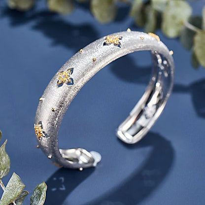 Italian Four Leaf Stone Bangle - Uniquely You Online - Bracelet